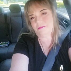 Meet your Posher, Camille